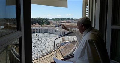 البابا فرنسيس يدين هجوم المتطرفين في نيجيريا.. ويصفه بالمذبحة