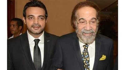 عمرو محمود ياسين: أبويا وحشني قوي