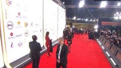 بدء توافد نجوم الفن لحضور حفل افتتاح مهرجان القاهرة السينمائي