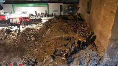 انتشال رابع  جثة من تحت أنقاض عقار محرم بك المنهار و إخلاء عقار مجاور | صور