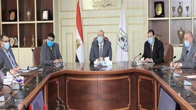 محافظ بني سويف يوجه بحصر الأراضي 