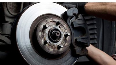 وفر فلوسك.. أفضل طرق اختبار فرامل سيارتك