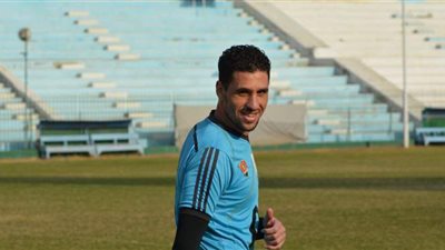 غزل المحلة يقرر توفير شقة لمحمود رضا