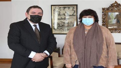 وزيرة الثقافة تبحث مع سفير أذربيجان سبل دعم وتعزيز التعاون  بين البلدين