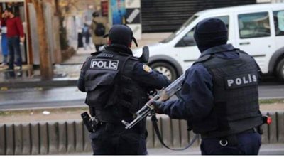 خرجوا عن الوصاية وتواصلوا مع دول أخرى.. تركيا تشن حملة اعتقالات على عناصر الإخوان