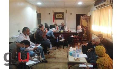 رئيس مدينة أرمنت يستقبل وفد هيئة التخطيط الإستراتيجي لقرية السلام  | صور