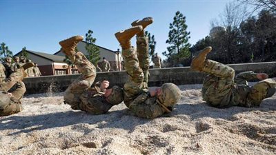 العثور على جثتين في قاعدة عسكرية أمريكية بولاية نورث كارولينا