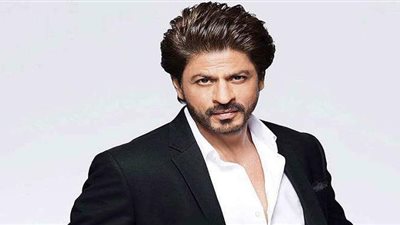 شاروخان يطلق مسابقة.. والجائزة إقامة يومين في منزله | فيديو