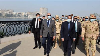 رئيس الوزراء يتفقد مشروع ممشى أهل مصر