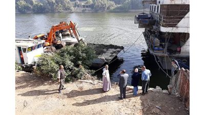 محافظة الجيزة: سحب عائمات نيلية غير مرخصة تحجب رؤية النيل