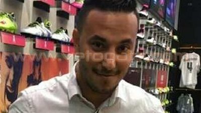 وصول أهالي لاعب الأهلي المتوفى بتايلاند مطار القاهرة لاستقبال جثمانه