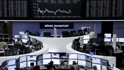 أسهم أوروبا تنخفض صباحا بفعل النفط
