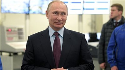 روسية تصنع صابونا على شكل تمثال نصفي للرئيس بوتين