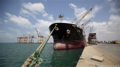 مجلس الأمن يطالب بانسحاب المقاتلين من 3 موان يمنية