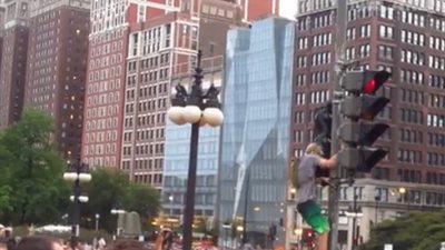 لقطات وضعت أصحابها في موقف محرج (فيديو)