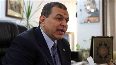 غدا.. قبول طلبات 50 عاملا للعمل بإحدى دول الخليج