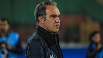 لاسارتي يحاضر لاعبي الأهلي بالفيديو الليلة في معسكر الجونة