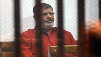 أولى جلسات طعن مرسي وآخرين اليوم على حكم حبسهم في «إهانة القضاء»