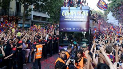 برشلونة يؤجل احتفالات الدوري الإسباني حتى نهائي الكأس