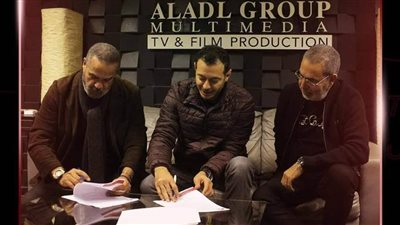 مصطفى شعبان يتعاقد مع العدل جروب على 