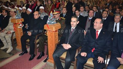 رئيس جامعة طنطا يشيد بروح التآخي بين عنصري الأمة خلال تهنئته بعيد الميلاد | صور