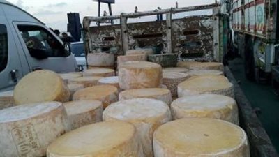 «التموين»: ضبط 110 كيلو جبن رومي فاسدة في القاهرة