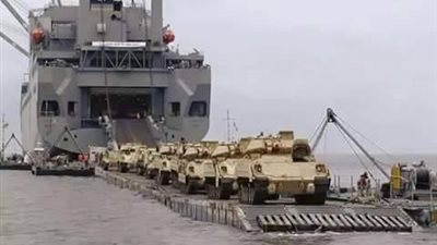 محاولة إنزال بحرية للتحالف في ميناء البريقة بعدن جنوب اليمن