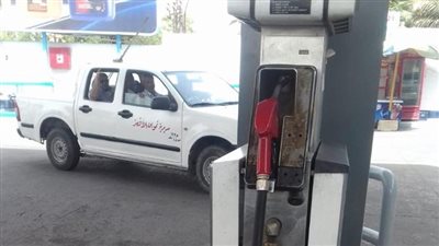 إحباط بيع 4 أطنان بنزين في السوق السوداء بالأقصر