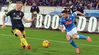 نابولي يسقط في فخ التعادل السلبي أمام ميلان بالدوري الإيطالي