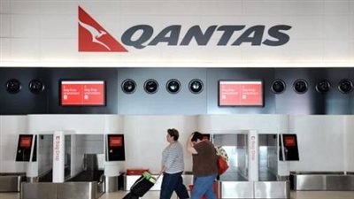 ثعبان سام يلغي رحلة طيران متجهة إلى طوكيو