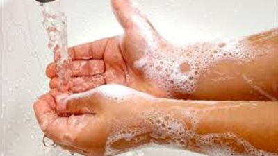في يومها العالمي.. غسيل الأيدي يمنع إصابة طفلك بـ3 أمراض