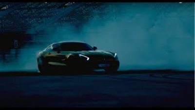 بالفيديو.. مرسيدس توضح طرق صنع سيارات AMG