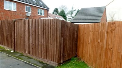 زوجان يخفيان منزلهما بحيلة ذكية (صور)