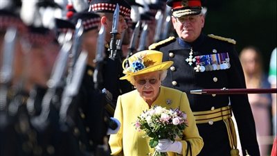 الملكة إليزابيث تظهر باحتفال «كيز» بعد وعكتها الصحية الأخيرة (صور)