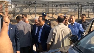 رئيس الوزراء يطالب بعقد اجتماع لتسوية نزاع مستشفى ميت غمر