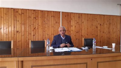 الجمل مهنئا الأقباط بعيد الميلاد: مصر تعيش علي قيم التعايش وحرية العبادة