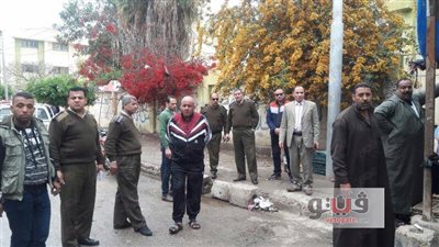 حملة لإزالة الباعة الجائلين والأكشاك بدمياط