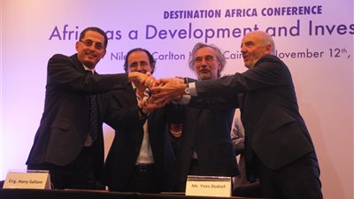 نمو الطلب على الملابس الجاهزة والمنسوجات عالميا بنسبة 2.5%