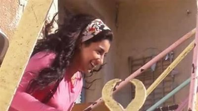 آيتن عامر على «المرجيحة» في كواليس «بيكيا»