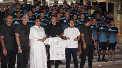 حفل عشاء للاعبي المصري بمعسكر الإسكندرية (صور)