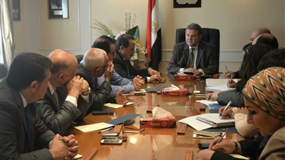 توفيق: لقاءات دورية مع رؤساء النقابات للتشاور خلال الفترة المقبلة