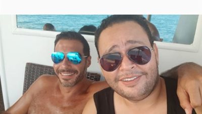 أحمد رزق يهنئ السعدني بعيد ميلاده