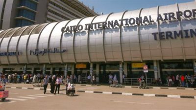 ضبط راكب كويتي بحوزته قطعة حشيش بمطار القاهرة