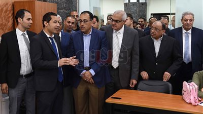 مدبولي يتفقد مركز تدريب طلاب جامعة المنصورة