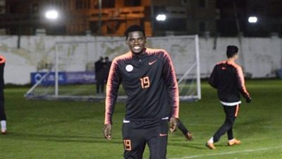 شيلونجو يتقدم بالهدف الأول للإسماعيلي أمام قسنطينة