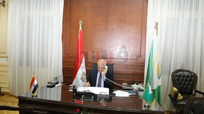 محافظ الجيزة يهنئ الـ5 طلاب أوائل الثانوية العامة على مستوى المحافظة