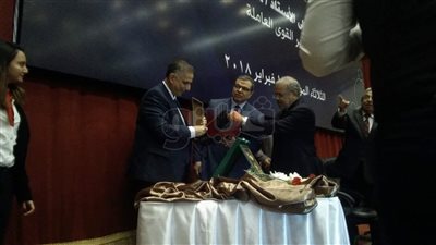 وزير القوى العاملة يوقع بروتوكول تعاون مع جامعة فاروس (صور)