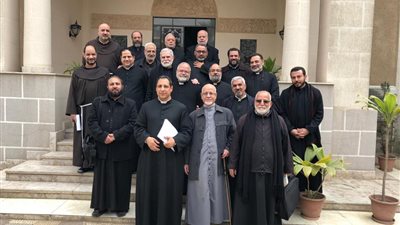 كهنة إيبارشية البطريركية يعقدون اللقاء الشهري