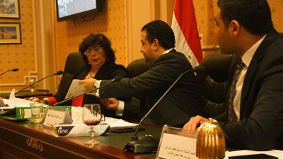 وزيرة الثقافة: خيمة الأطفال بمعرض الكتاب شهدت إقبالا كبيرا