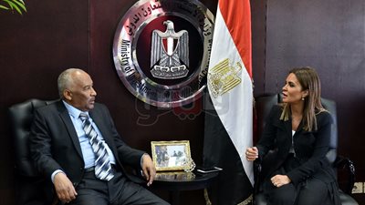 سحر نصر تبحث مع وزير التعاون الدولي السوداني التنسيق بين البلدين